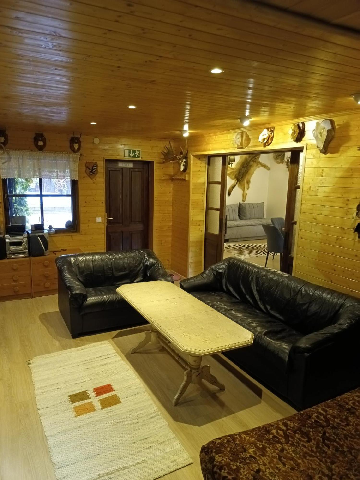 Paepealse Guesthouse Kullamaa Exteriör bild